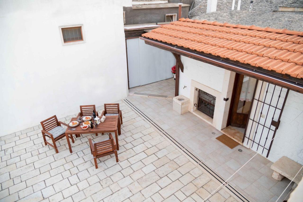 Dimora Aia Piccola Villa อัลเบโรเบลโล ภายนอก รูปภาพ
